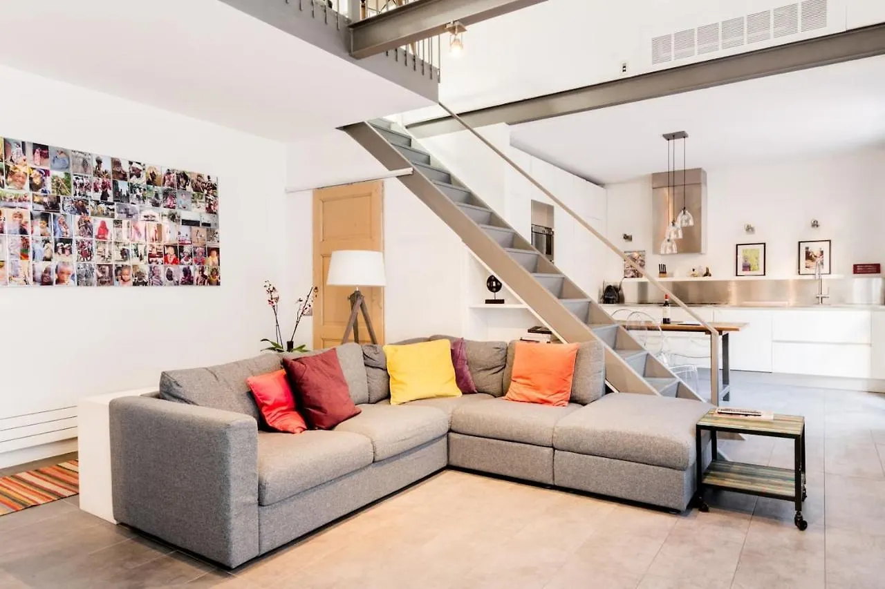 Апартаменты Design Loft Bocconi Милан