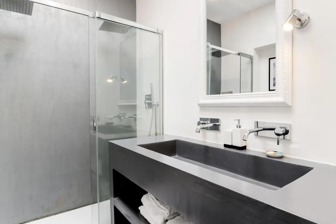 Апартаменты Design Loft Bocconi Милан